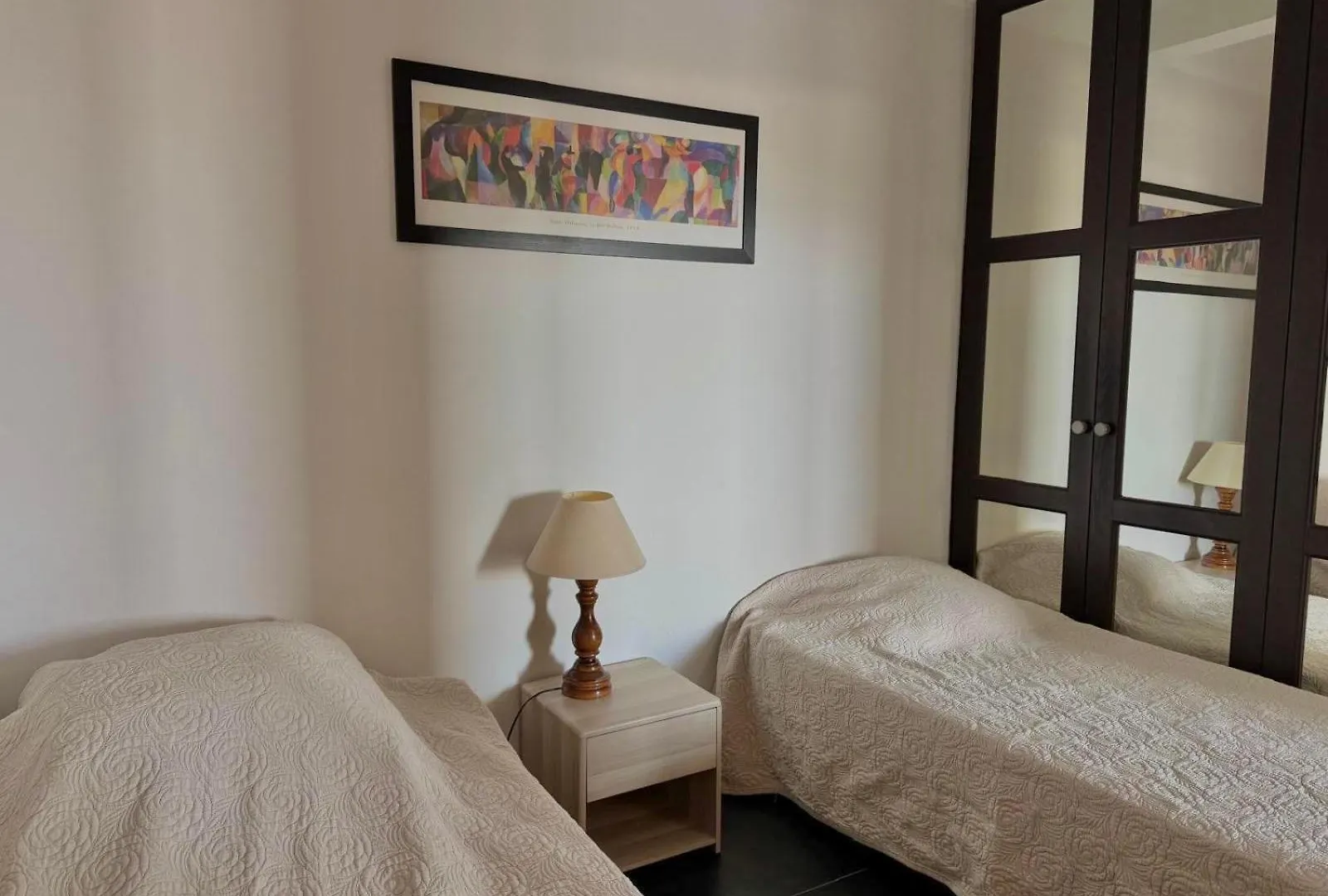 1-Bedroom Beachfront Apartment With Sea View Cannes